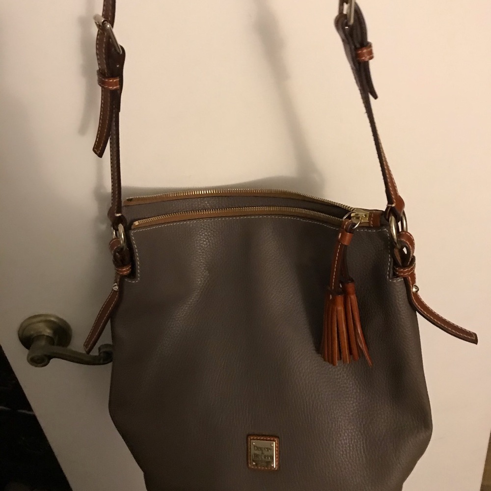 Dooney & Bourke crossbody leather purse